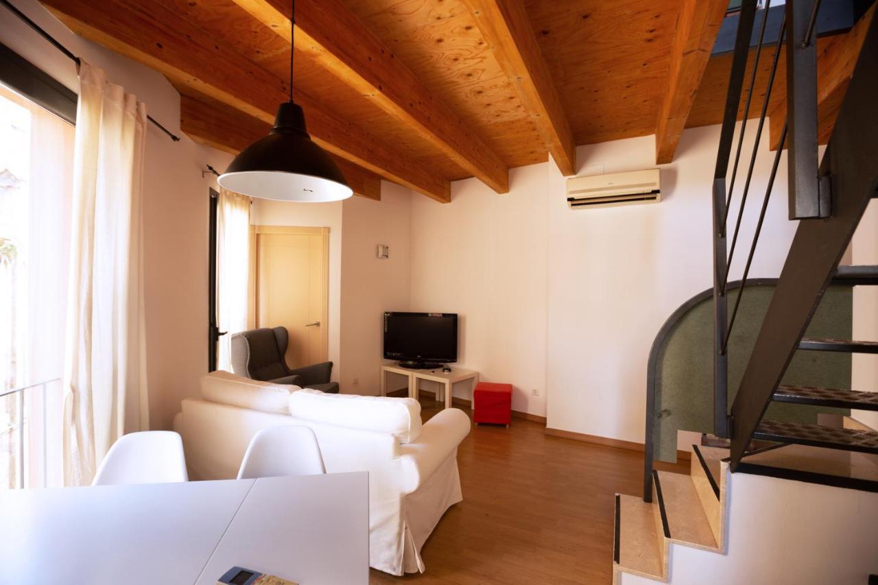Atic Duplex Amb Encant A 10 Minuts De L' Estany Apartment Banyoles Exterior photo